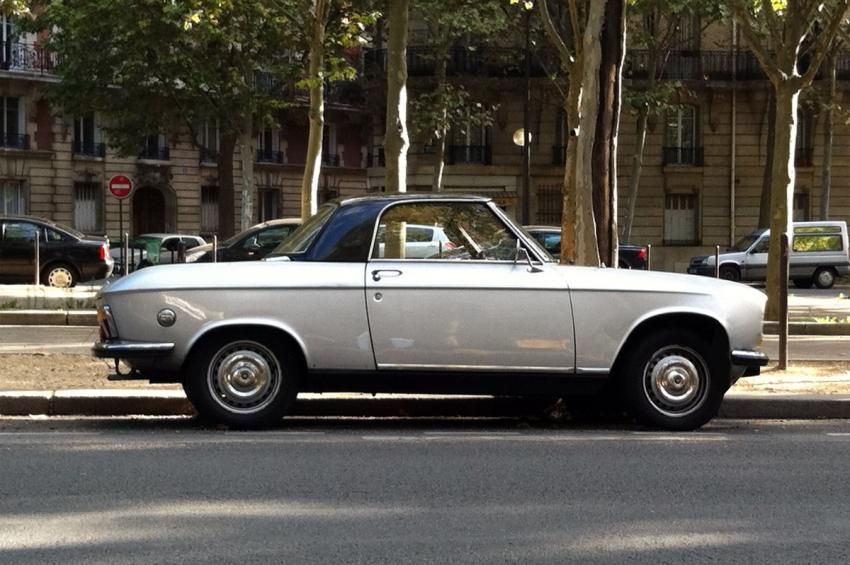 850_______peugeot_204_coupe_147.jpg