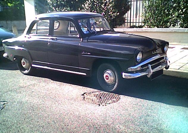Simca Aronde Deluxe 1959, une voiture de collection proposée par Fabien H.