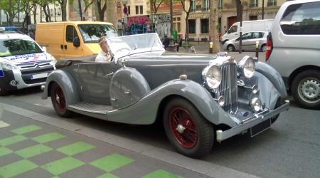 Voiture de collection « 1938 Lagonda V12 »