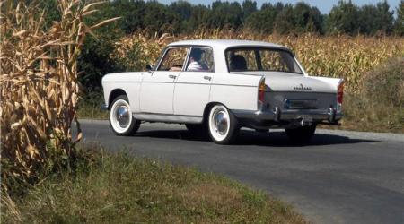 Voiture de collection « Peugeot 404 Berline »