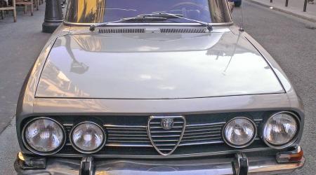 Voiture de collection « Alfa Roméo 1750 »