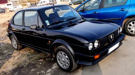 Voiture de collection « Alfa Roméo Alfasud Ti »