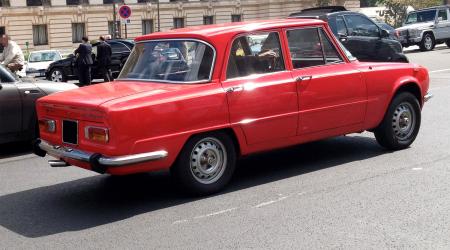 Voiture de collection « Alfa Roméo Guilia Super 1600 »