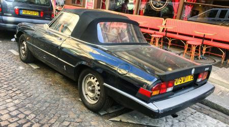 Voiture de collection « Alfa Romeo Spider 2000 »