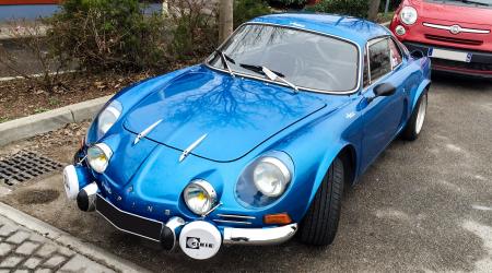 Voiture de collection « Berlinette Alpine A110 »