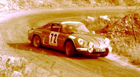 Voiture de collection « Alpine A110 berlinette »