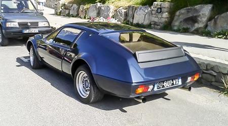 Voiture de collection « Alpine A310 »