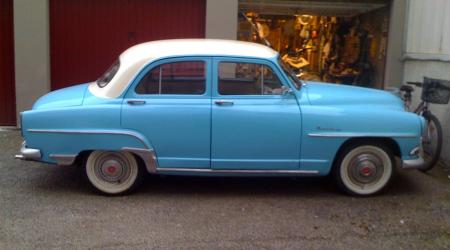 Voiture de collection « Simca Aronde Montlhéry 1957 »