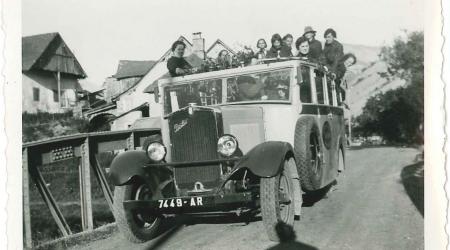 Voiture de collection « Autocar Berliet »