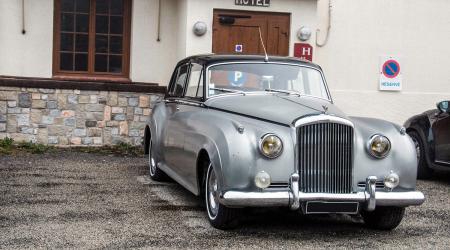 Voiture de collection « Bentley S2 »