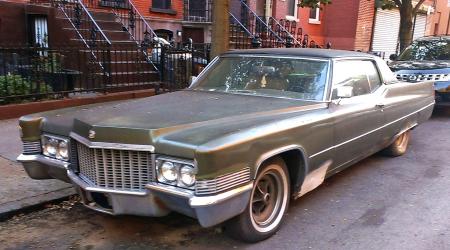 Voiture de collection « Cadillac Coupé DeVille »