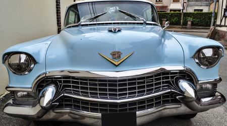 Voiture de collection « Cadillac Serie 62 »