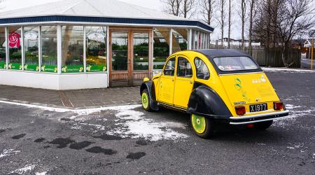 Voiture de collection « Citroën 2CV6 Spécial »