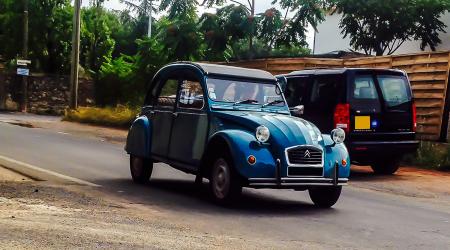 Voiture de collection « Citroën 2CV »