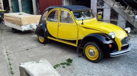 Voiture de collection « Citroën 2CV Charleston »