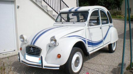 Voiture de collection « Citroën 2cv France 3 »