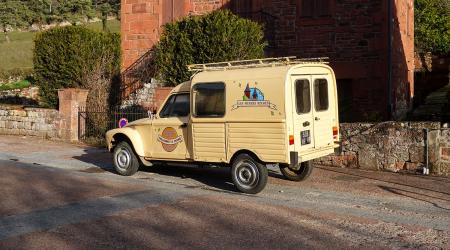 Voiture de collection « Citroën Acadiane »