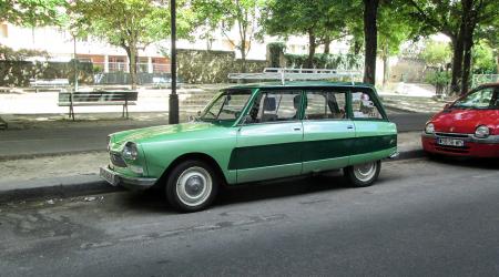 Voiture de collection « Citroën Ami 8 »