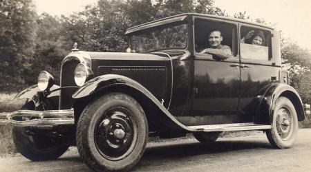 Voiture de collection « Citroën C4 en 1931 »