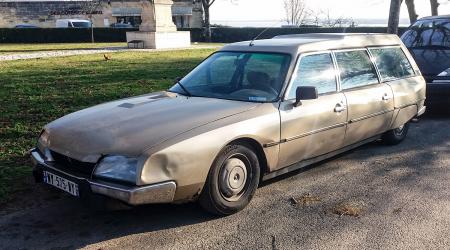 Voiture de collection « Citroën CX 2500 D Super Break »