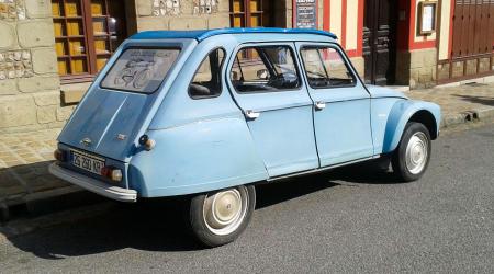 Voiture de collection « Citroën Dyane »