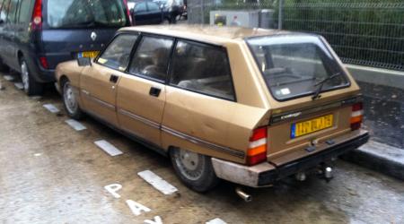 Voiture de collection « Citroën GSA Break Collège »