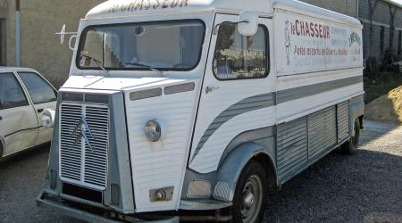 Voiture de collection « Citroën HY »