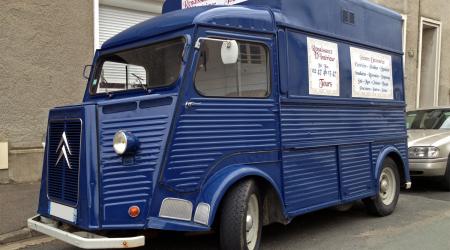 Voiture de collection « Citroën HY Renaissance d'intérieur à Tours »