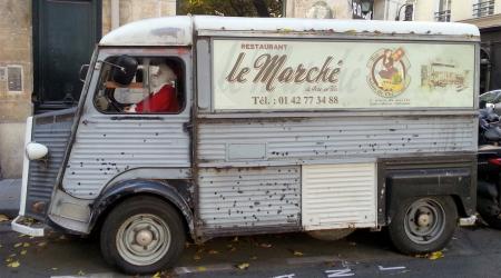 Voiture de collection « Le Tube du Père Noël ! »