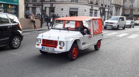 Voiture de collection « Citroën Méhari »