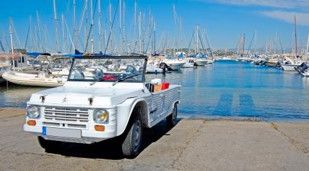 Voiture de collection « Citroën Méhari »