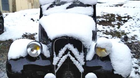 Voiture de collection « Citroën Traction »