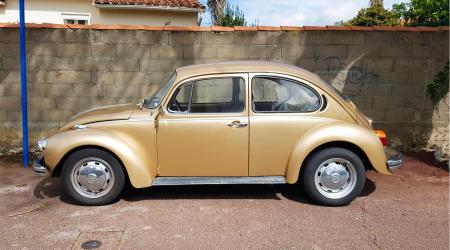 Voiture de collection « Volkswagen Coccinelle 1303 »