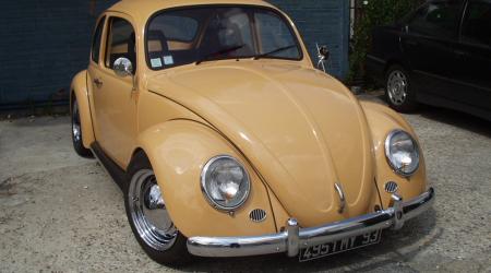 Voiture de collection « Coccinelle »