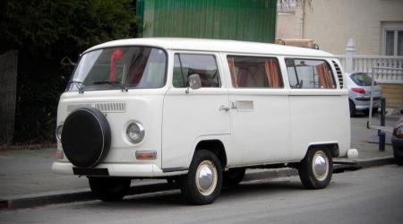 Voiture de collection « Volkswagen Combi T2A »