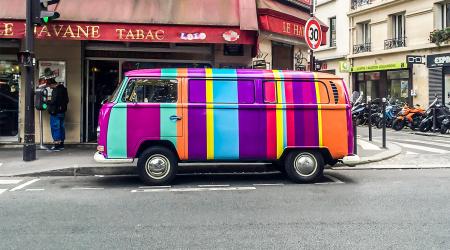 Voiture de collection « Combi VW T2A Multicolor »