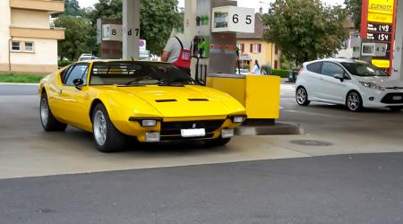 Voiture de collection « De Tomaso Pantera »