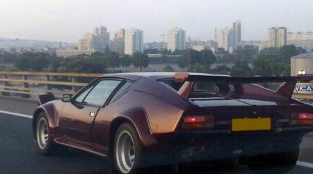 Voiture de collection « De Tomaso Pantera »