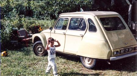 Voiture de collection « Citroën Dyane »
