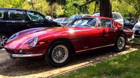 Voiture de collection « Ferrari 275 GTB »