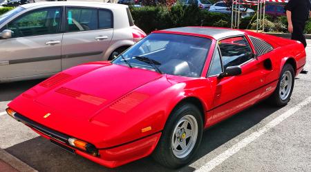 Voiture de collection « Ferrari 328 »