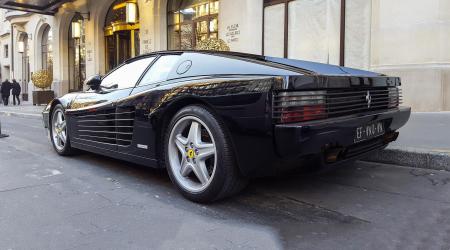 Voiture de collection « Ferrari 512 Testarossa »