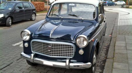 Voiture de collection « Fiat 1100/103 »