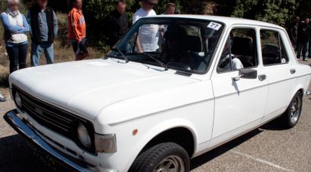 Voiture de collection « Fiat 128 1,1L cl »