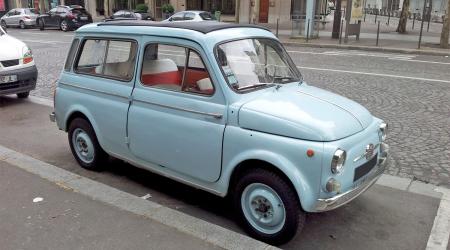 Voiture de collection « Fiat 500 Giardiniera »