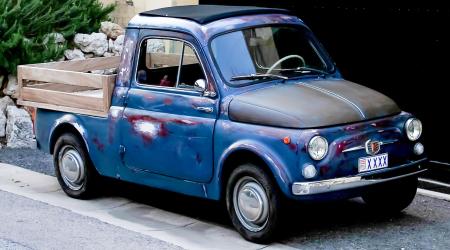 Voiture de collection « Fiat 500 Pickup ! »