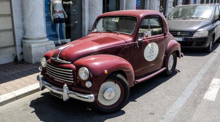 Voiture de collection « Fiat 500 C Topolino »