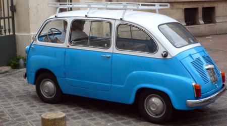 Voiture de collection « Fiat Multipla »