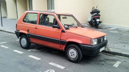 Voiture de collection « Fiat Panda »