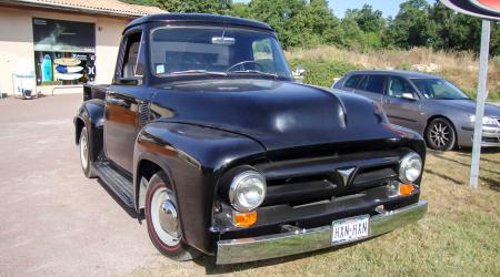 Voiture de collection « Ford F-100 »